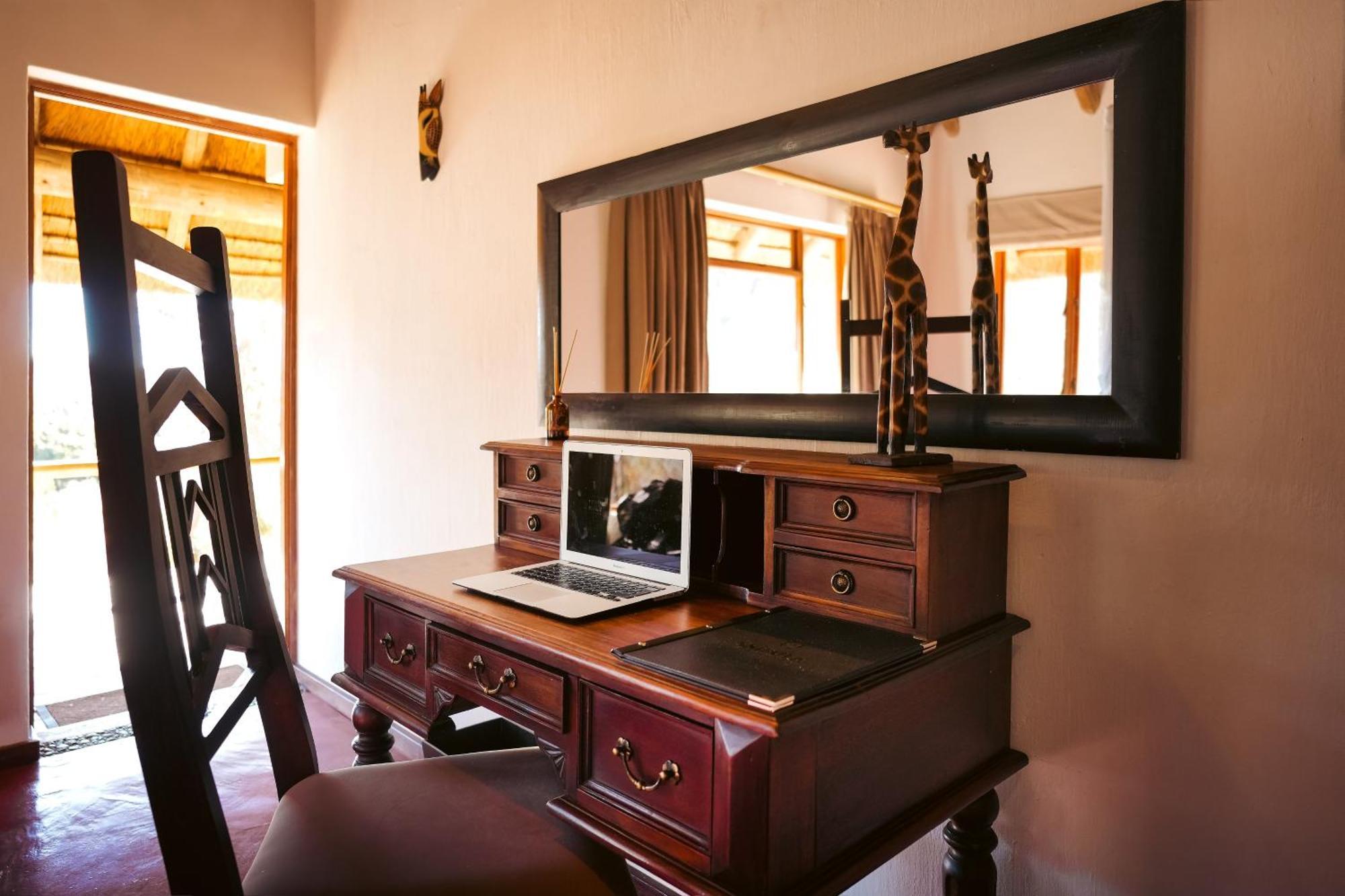 Shibula Safari Lodge Welgevonden Game Reserve Exterior foto